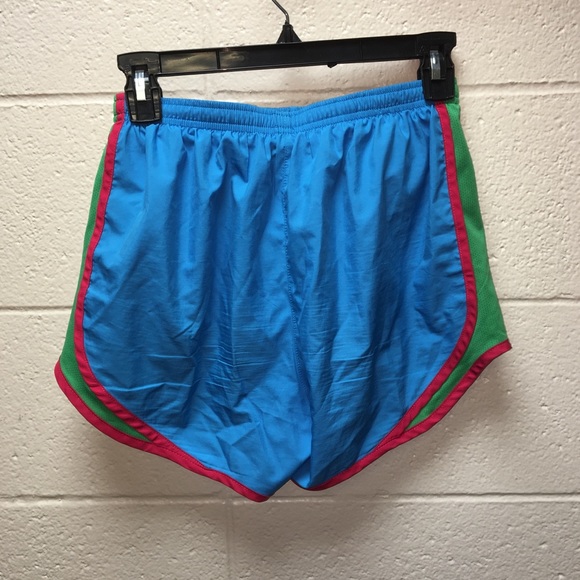 Nike Tempo Shorts - Picture 2 of 3